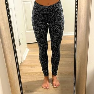 Nike dri-fit leggings (size XS)